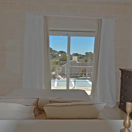 Apartahotel Rocce Bianche