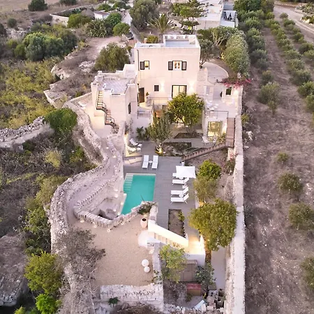 Rocce Bianche Aparthotel