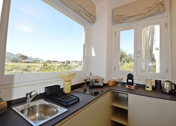 Rocce Bianche Aparthotel 4*