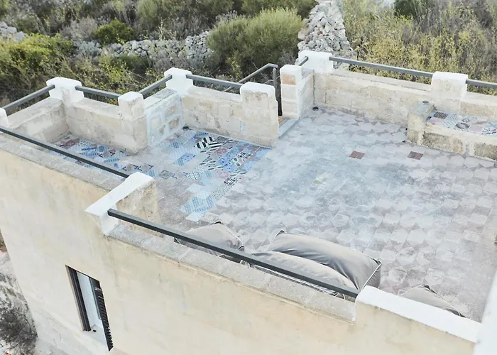 Rocce Bianche Aparthotel 4*