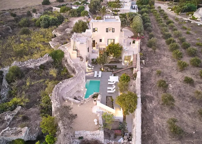 Rocce Bianche Aparthotel